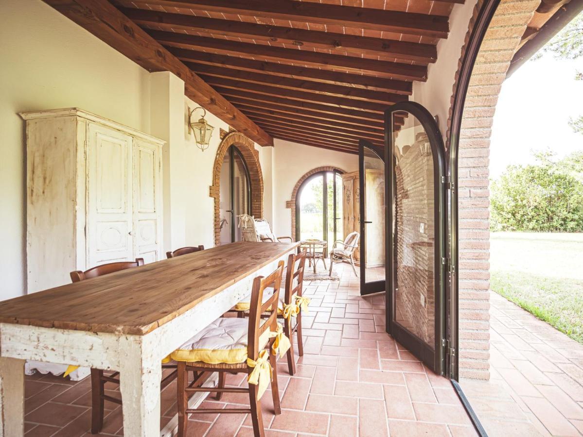 Appartamento Relais Casale Il Poggetto - Olivo 1 By Zoom In Earth Cecina  Esterno foto